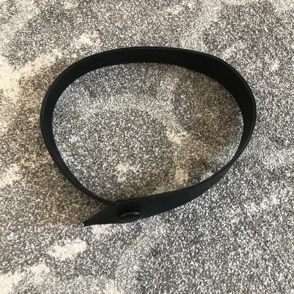 Handmade Arrowhead Lambs Leather Black Belt - Picture 6 of 8